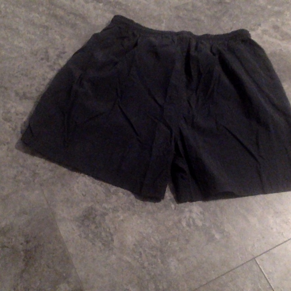 Nike Womens Shorts Black Size Small 4-6 - Picture 2 of 6